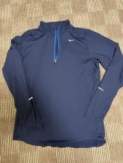 ナイキランニングのハーフジップフリーストップス　長袖TシャツロングTシャツ