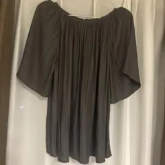 ブラウン　ブラウス