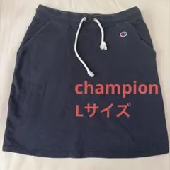 Champion スウェットタイトスカート ネイビー　ロゴ入り　ポケット付きのサムネイル