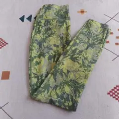 Item thumbnail for item 8642fe43-250b-4efc-b5ee-f2203854b5ae