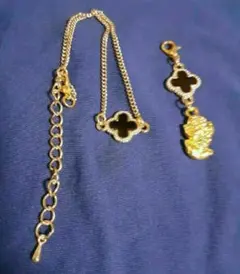 貔貅（ひきゅう）マスクチャーム&四つ葉クローバーブレスレット　2点セット