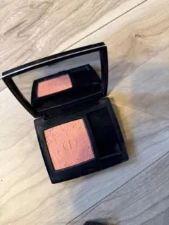 ディオールスキン ルージュ ブラッシュ 556