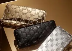 希少　日本未入荷　マイケルコー　シルバーラウンドジップ長財布　開運財布にどう？