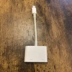 iPhone 純正HDMI変換アダプター　ライトニングケーブル