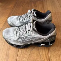 Mizuno Wave Prophecy 6 シルバー グレー スニーカーのサムネイル