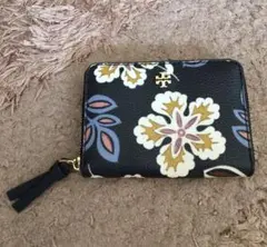 トリーバーチ　花柄小財布　美品