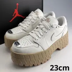 な*様 Nike ブルックリン 1回のみ着用美品 2025年最新】エアジョーダン1ブルックリンの人気アイテム - メルカリ