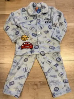 新品未使用　カーズ　フリースパジャマ　110センチ