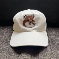 MAISON KITSUNE メゾンキツネ　キャップのサムネイル