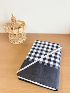 読書好きのブックカバー 単行本 四六判用