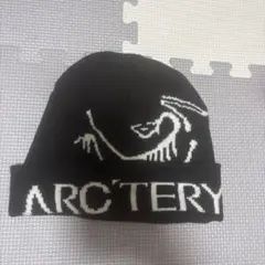 ARC'TERYX ニット帽 ビーニー ブラックのサムネイル