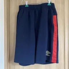 カC umbro ネイビー/レッド ハーフパンツ