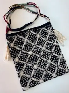 エスニック　手刺繍　ハンドメイド　ヤオ族ロングコート　民族衣類　コットン　D65 楽天市場】タイ 民族刺繍 ヤオ族クッションカバー 花鳥