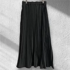 美品　プリーツロングスカート　ウエストゴム　上品　きれいめ ダークグレー　M