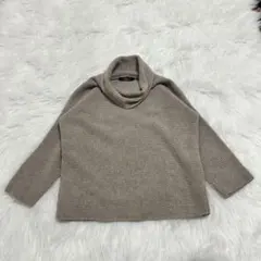 Weekend Max Mara タートルネック ヴァージンウール100%ニット