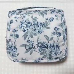 【新品】Laura Ashley トラベルポーチ ハンギングポーチ