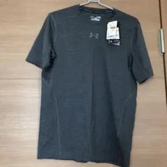 新品未使用　アンダーアーマー　Tシャツ
