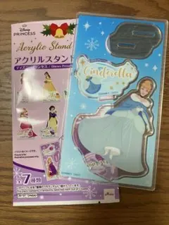 【値下げ】アクリルスタンド クリスマス限定 ディズニー プリンセス シンデレラのサムネイル