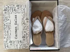革　ヒールサンダル　スペイン製　箱ありのサムネイル
