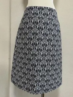 'S MaxMaraサイズ38ひざ丈総柄スカート⭐︎7494のサムネイル
