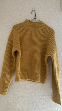 UNIQLO マスタード ハイネックセーター M
