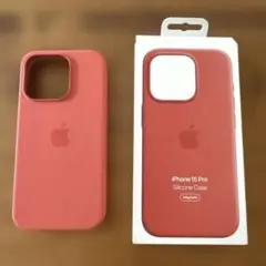Apple iPhone 15 Pro 純正シリコーンケース Guava