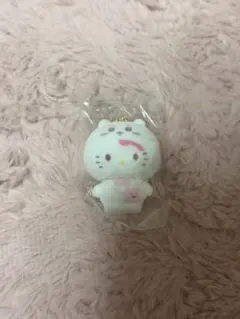 サンリオ シークレットフロッキーマスコットチャーム ちいかわ キティ