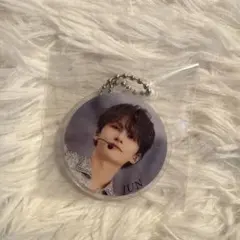 SEVENTEEN FOLLOW FELLOW アクリルキーホルダー ジュン