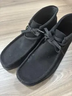 クラークス ワラビーブーツ ブラックスヌード 25cm - メルカリ
