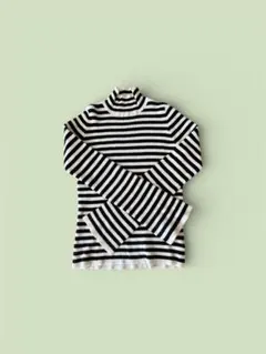 グレイル　タートルネックセーター