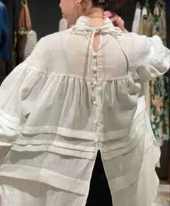 VERMEIL par iena リネン100ランダムタックフェミニンブラウス