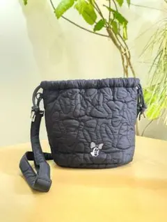 アコモデ　ミニーマウス　巾着ショルダーバッグ