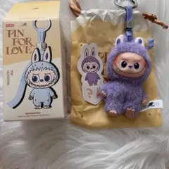 THE MONSTERS PIN FOR LOVE ぬいぐるみペンダント　？