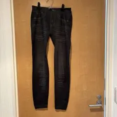 Item thumbnail for item 34f025e6-d6ea-4a54-a58c-d7e247d6b6e8