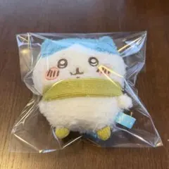 ちいかわ ぬくぬくの装いマスコット（ハチワレ）