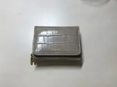 niko and グレー クロコダイル風 三つ折り財布