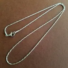 ステンレスネックレス◆ツイストチェーンシルバー