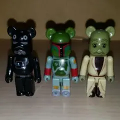 ベアブリック。3体セット。