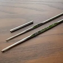 【未使用】CLOVER かぎ針 3/0-4/0 & １号レース針キャップ付