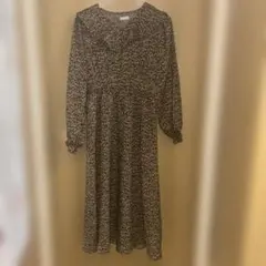 axes femme ポエティック 花柄ロング丈ワンピース(茶)