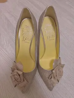 Disney Beauty and the Beast ゴールドパンプス