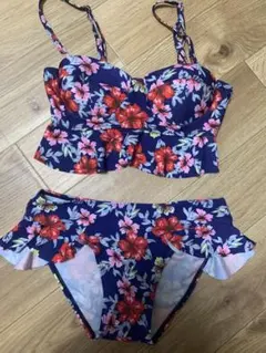 水着　ビキニ　かわいい花柄　最終値下げ　売り切り価格！