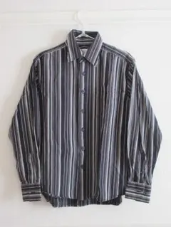 ストライプ　長袖シャツ