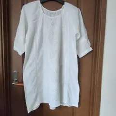 shuca 刺繍入りホワイトチュニック 五分袖のサムネイル