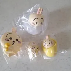 ちいかわ　うさぎカプセルトイ 4体セット