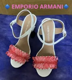 【EMPORIO ARMANI】ホワイトレザー ピンク ビジューサンダルのサムネイル
