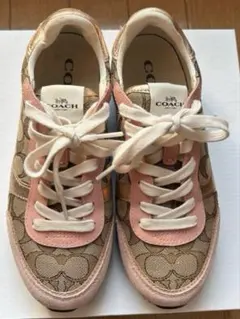 COACH ベージュ/ピンク スニーカーのサムネイル