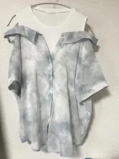 美品　FUN タイダイ柄 オフショルダー Tシャツ