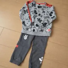 アディダスadidasミッキーコラボスウェットトレーナー上下セット12-18M