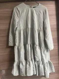チェスティ　ライトグリーン ティアードドレス 長袖
